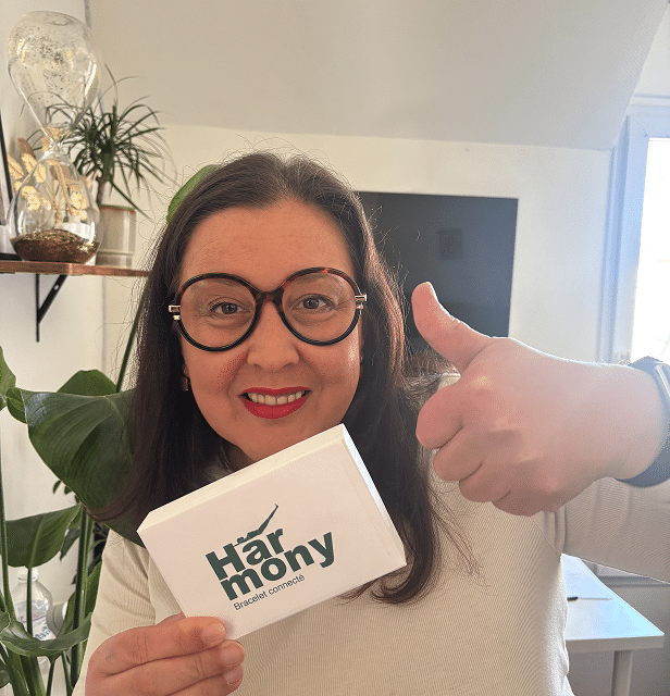 Cliente satisfaite UGC bracelet connecté Harmony